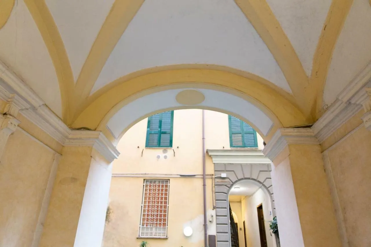Sunny Home Rome Apartment